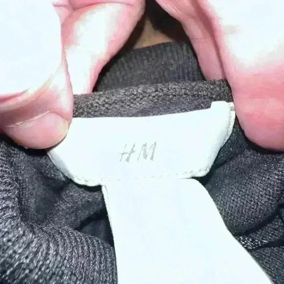 Women's H&M Soft Gray Turtle Neck Long Sleeve Size S Small New‎ w/o Tags Sweater - Picture 7 of 10